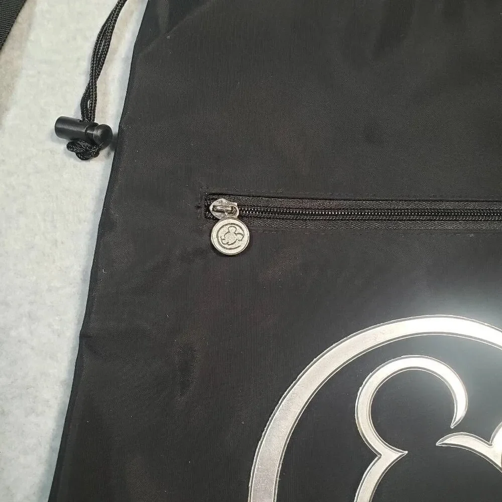 Disneyland Resorts Mickey Mouse Logo‎ Sling Bag Metallic Silver Heavy Duty Nylon